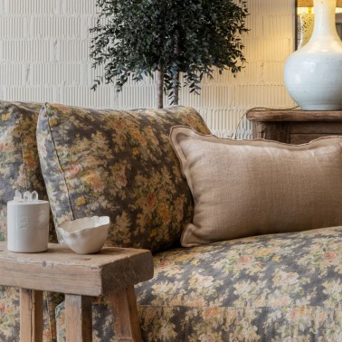 Loveseat LOLA